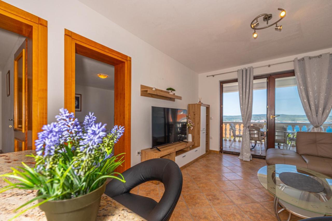 קריקווניצה Apartments Lacic 2 מראה חיצוני תמונה