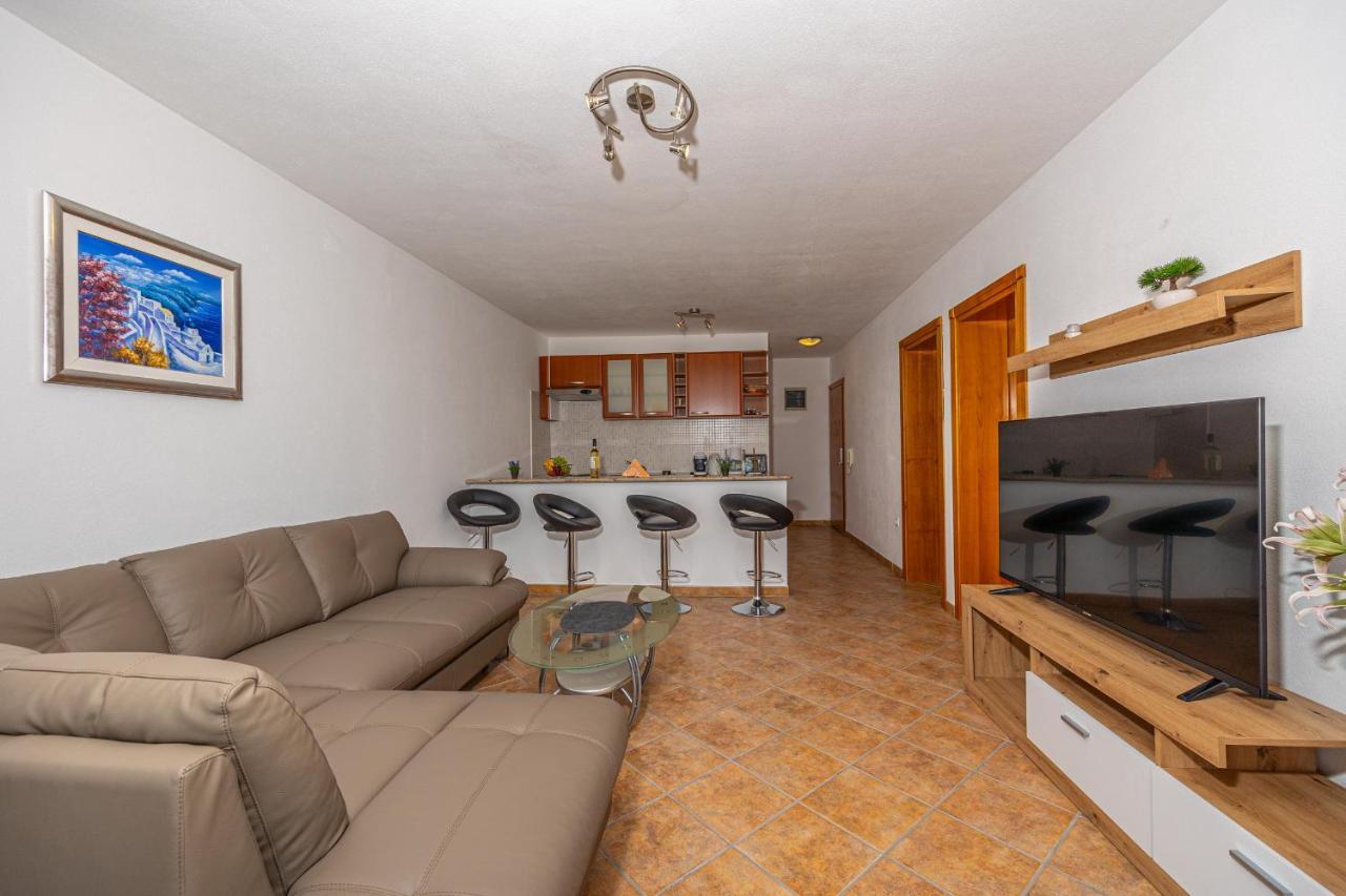 קריקווניצה Apartments Lacic 2 מראה חיצוני תמונה