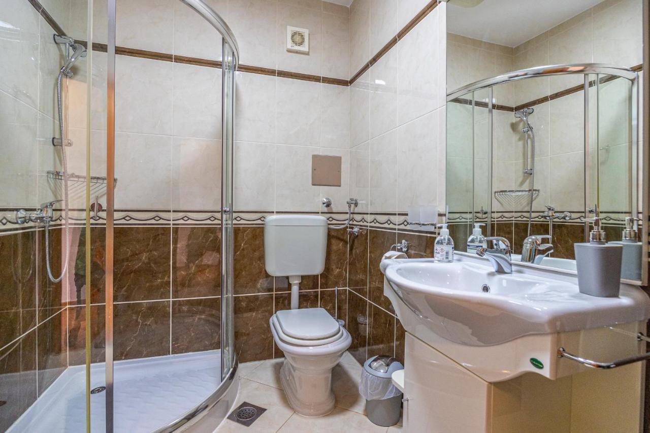 קריקווניצה Apartments Lacic 2 מראה חיצוני תמונה